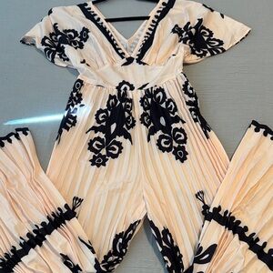 SHEIN Black and Cream Floral Jumpsuit